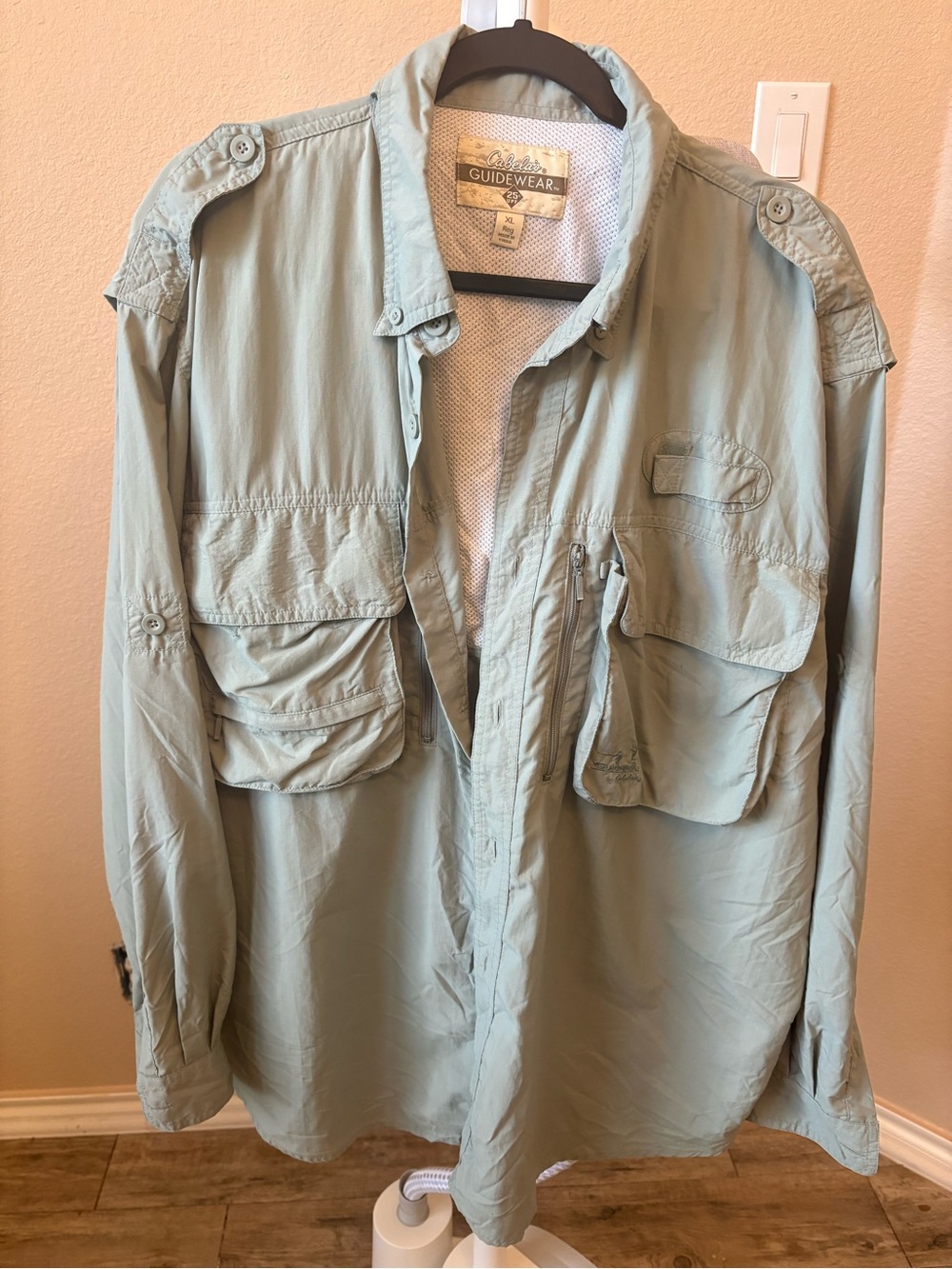 Cabela's Guidewear Light Seafoam Button-Down Utility Shirt